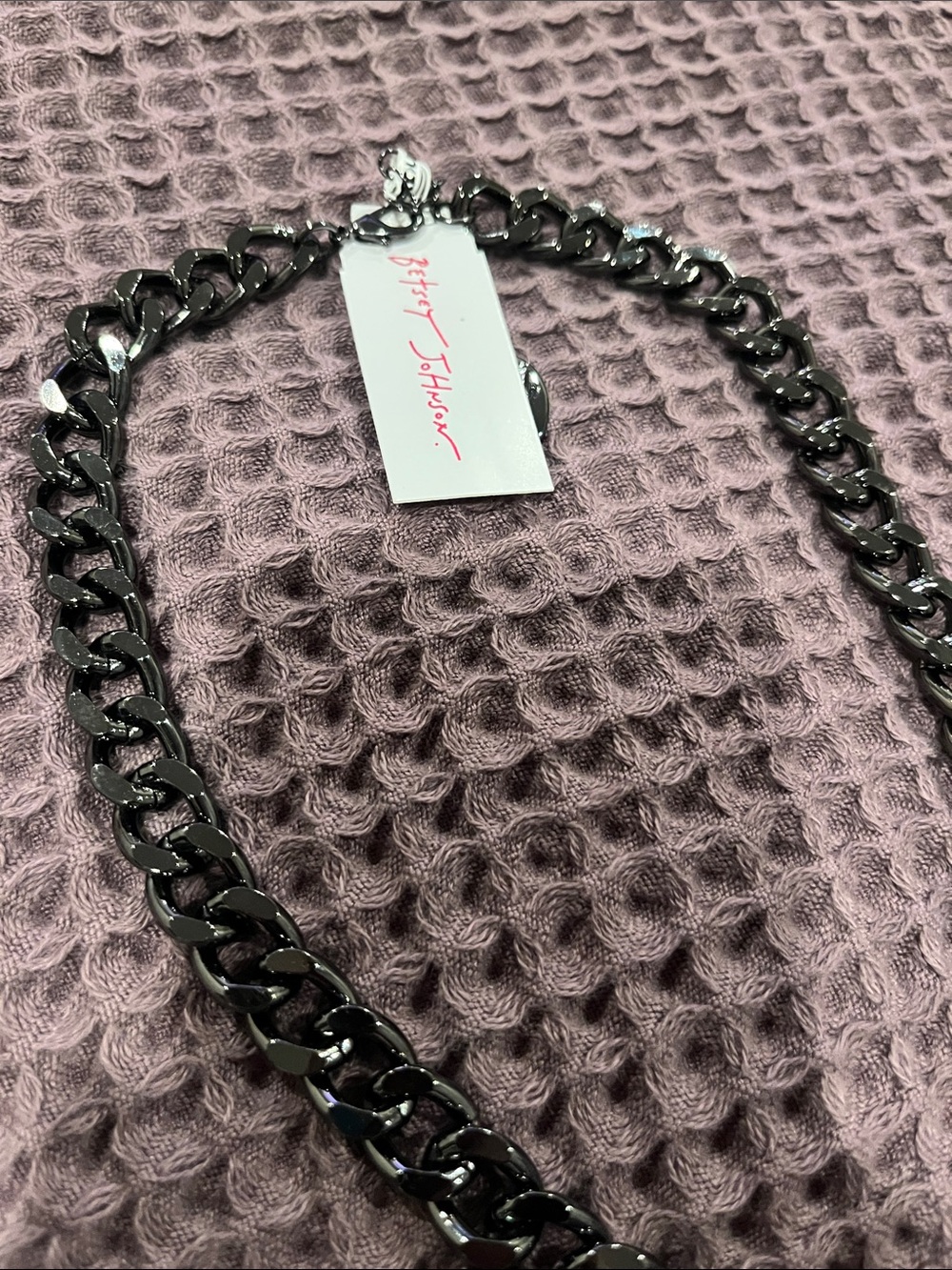 Betsey Johnson Gunmetal Chain Necklace with Red Pave Heart Pendant - Picture 3 of 4